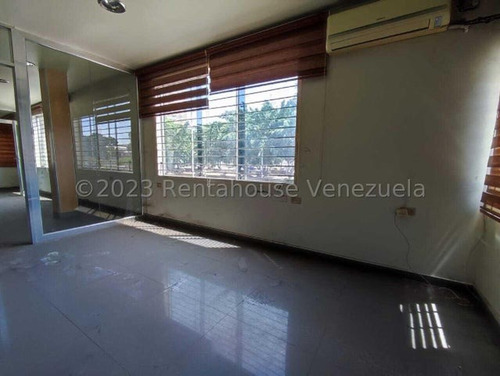 Imagen 24 de 27 de Galpón En Venta Av Constitución, Maracay 23-30949 Hc