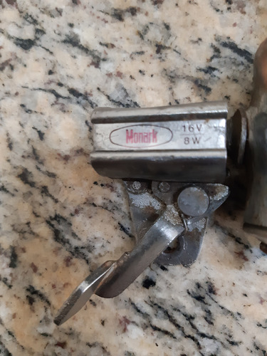 Dínamo Farol Monark Antigo 16v 8w Aro 26/28 Sem Teste Prateado (Usado)