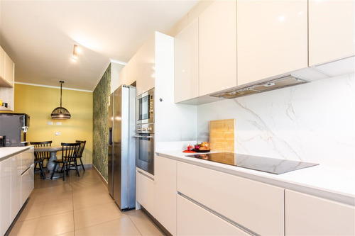 Departamento En Arriendo De 4 Dorm. En Lo Barnechea