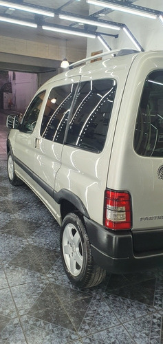 Peugeot Partner 1.6 Hdi Furgon Confort Airbag 2011