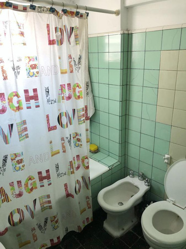 Venta De Importante Propiedad Ubicada En Diag. 77 9 Y 42