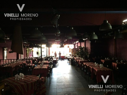 Local 1300 M2 Cubiertos 3 Meses De Gracia