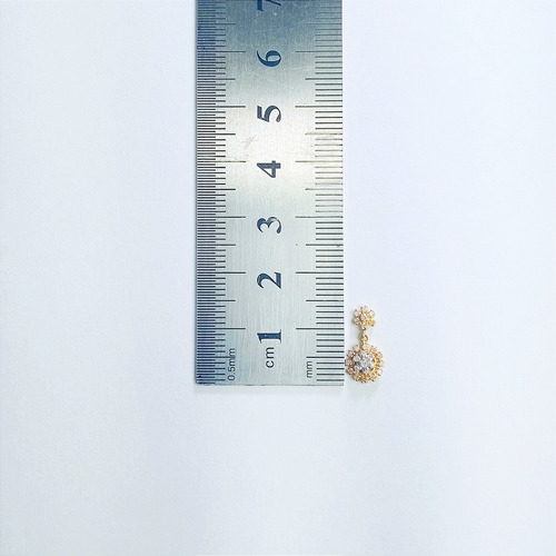 Brinco Flor Com Diamantes Em Ouro 18k