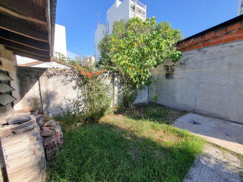 Imagen 16 de 21 de Ph En Venta - 2 Dormitorios 1 Baño - 157mts2 - La Plata