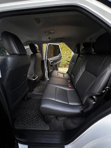 Toyota Fortuner Srv 2.4 Diésel Automática 4x2.