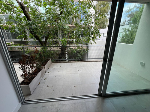 Venta Oficina C/cochera Y Balcón- P. Leloir