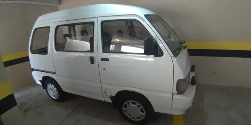 Asia Towner 0.8 Luxo 4p C/ Injeção Eletrônica - R$ 8.900,00