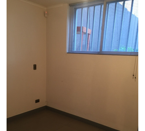 Departamento Cercano A Metro Santa Ana