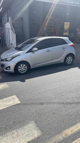 Imagem 13 de 13 de Hyundai Hb20 2015 1.0 Comfort Style Flex 5p