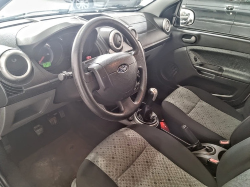Imagem 5 de 16 de Ford Fiesta 2014 1.0 Rocam Se Flex 5p