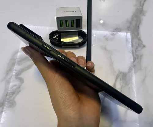 Google Pixel 6 8/10 + Cargador De Carga Rapida (Usado)