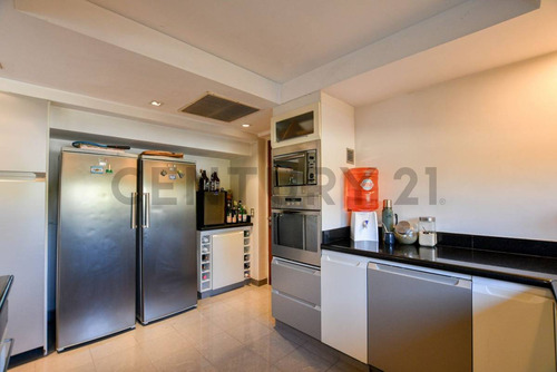 Alquiler De Casa En Los Ceibos De 4 Dormitorios, City Bell, La Plata