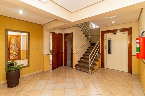 Imagem 3 de 15 de Apartamento À Venda No Bairro Floresta - Porto Alegre/rs - O-26646-43633