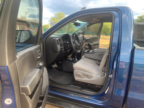 Chevrolet Silverado 5.4 2500 Doble Cabina Ls 4x2 At