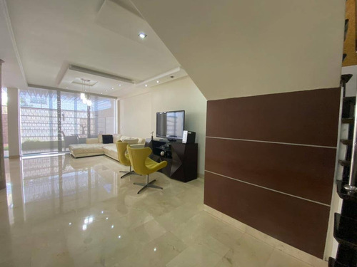 Imagen 2 de 20 de Remax Infinity Vende Townhouse En Res Doral Park 140231 Frances Mijares 04144990396