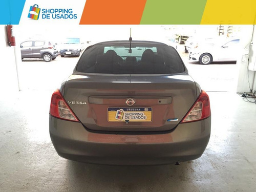 Nissan Versa Full 2014