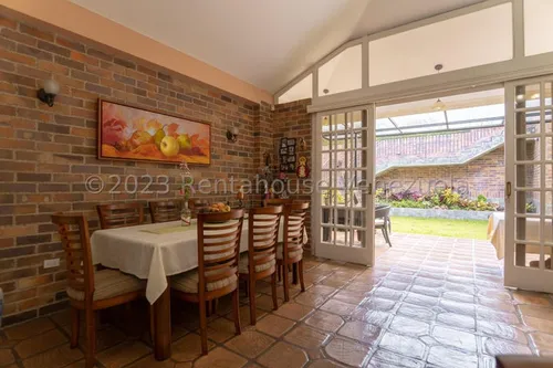 Casa En Venta 23-26421