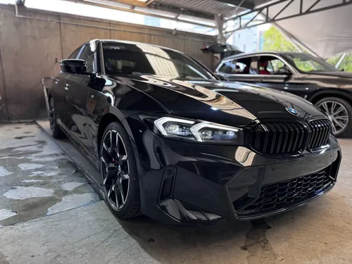 320i ¡edición 30 Años!