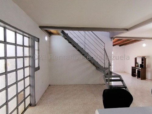 Imagen 16 de 30 de Casa En Venta En Valle Hondo, Lara Código Flex 22-15078 Asesor Inmobiliario Monica C Numero De Contacto +0-4-2-4- 5.5.6. 5.7. 5.9