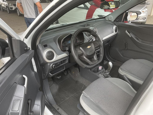 Imagem 5 de 10 de Montana Ls 1.4 Flex 8v 2017 Troco E Financio