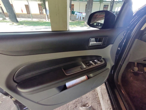 Ford Focus 2 2.0 Ghia Mt