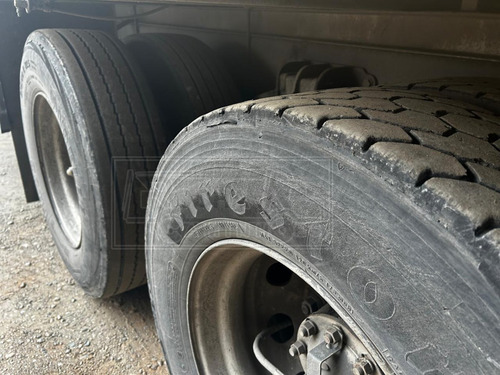 Volvo Vm 270 6x2 Com Baú Ano 2016