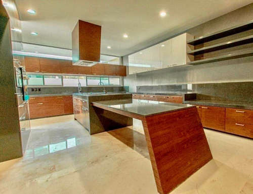 Imagen 4 de 14 de Casa Nueva De Lujo En Venta En Coto Cerca De Plaza Andares