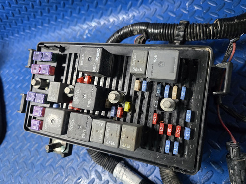 Modulo Caja De Fusibles Pontiac Grand Prix 3.8 Litros 2006 (Usado)
