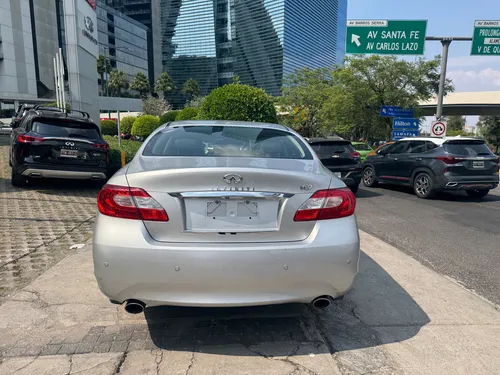 Infiniti M37 Premium