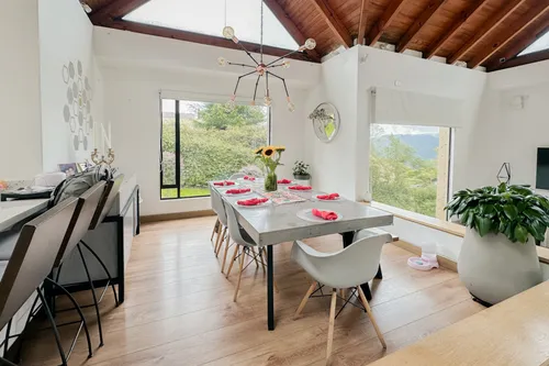 Casa En Venta En La Calera. Cod V7481
