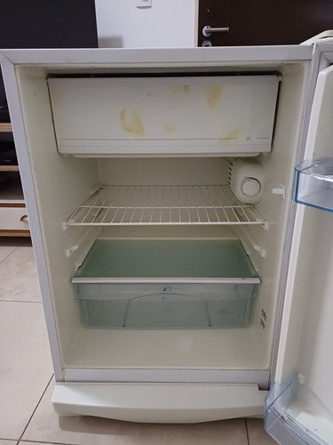 Heladera Bajo Mesada Marca Mabe - Excelente Estado Blanco (Usado)