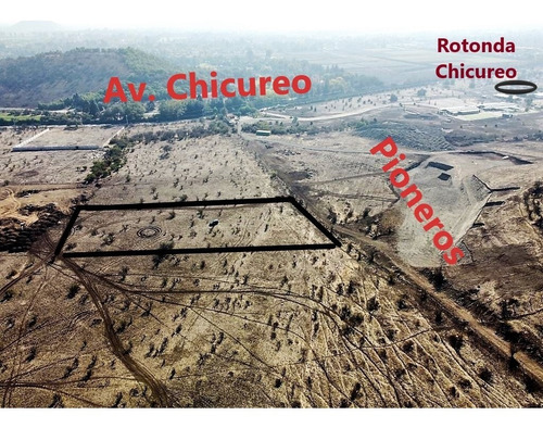 Terreno Muy Bien Ubicado, Accesos Por Avda Chicureo Y Alba 3