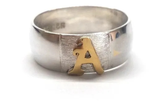 Anillos de plata con letras sale