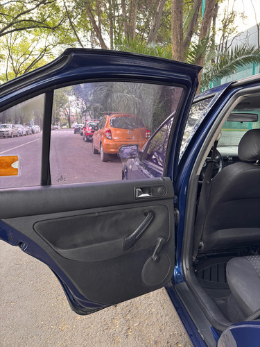 Volkswagen Jetta 2.0 Gls 5vel Aa Ee Mt