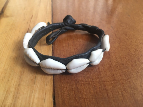 Pulsera Conchas