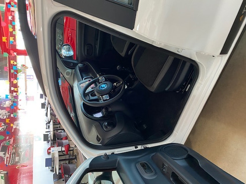 Imagem 6 de 8 de Fiat Mobi Trekking 1.0 (flex)
