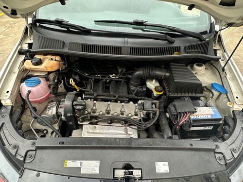 Volkswagen Fox 1.6 Rock In Rio Total Flex 5p