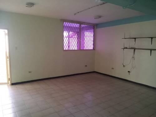 Imagen 2 de 5 de Oficina En Venta Zona Centro