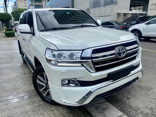 Imagen 2 de 15 de Toyota Land Cruiser Xv Americano