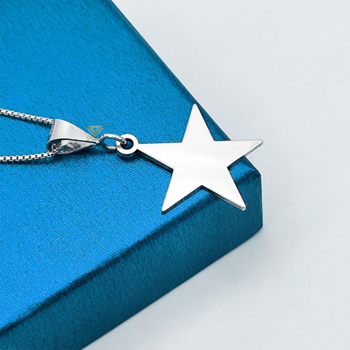 Collar Estrella Lisa De 5 Picos En Plata Ley 925 Color Plateado