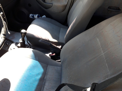 Imagem 3 de 10 de Chevrolet Corsa Sedan 2006 1.0 Joy Flex Power 4p