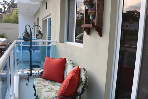 Lindo Apartamento En Venta Amueblado Primer Nivel En Residencial Privado, Jarabacoa
