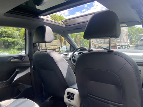 Volkswagen T-Cross 1.4 250 TSI TOTAL FLEX HIGHLINE AUTOMÁTICO