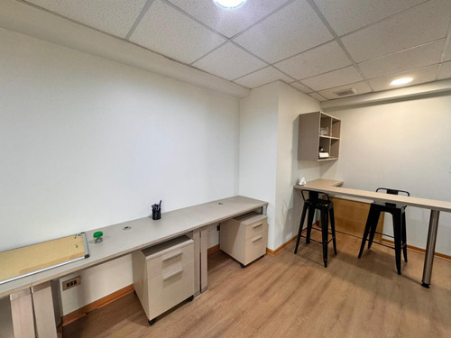 Gran Ubicación, Estupenda Distribución, Remodelada