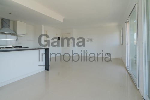 Imagen 5 de 30 de Varese, Edificio San Cristóbal Xix, Depto De 3 Ambientes, En Av. Colón Y Alvear. A Estrenar