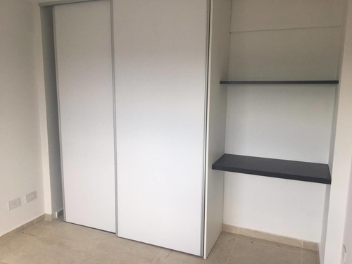 Departamento Interno A Estrenar. 2 Amb C/balcon - Moron Sur