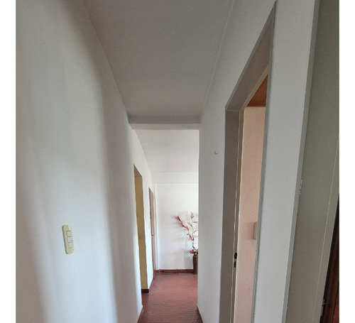 Alquiler Amplio Dpto 2 Dorm. Con Cochera, Calle 525 Bis Y 12