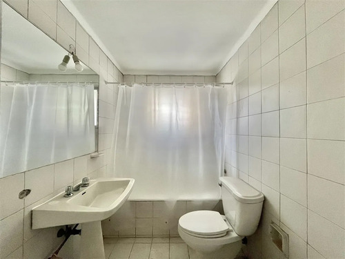Local Comercial En Arriendo En Vitacura