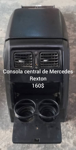 Consola Central De Mercedes Rexton 