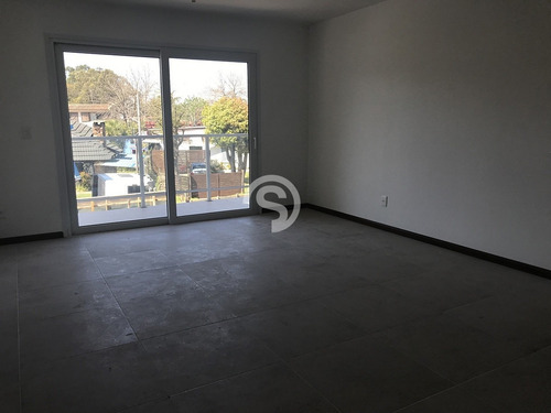 Apartamento En Construcción En La Mansa 2 Dormitorios Con Parrillero- Ref: 3806